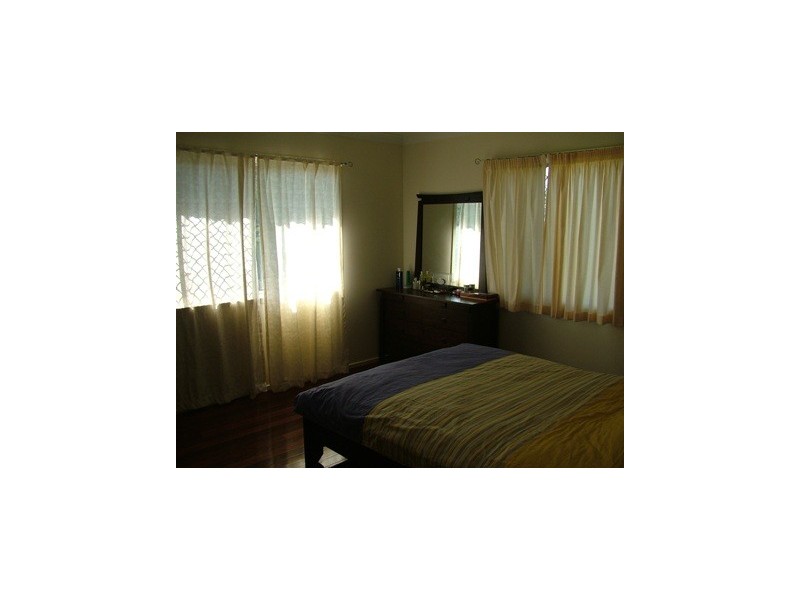 9 Mooney Street, Logan Central QLD 4114