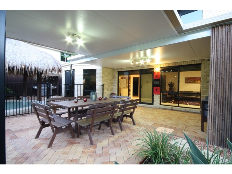 18 Juniper Circuit, Stretton QLD 4116