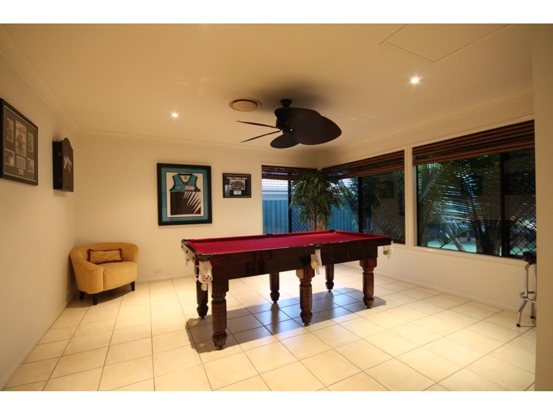 18 Juniper Circuit, Stretton QLD 4116