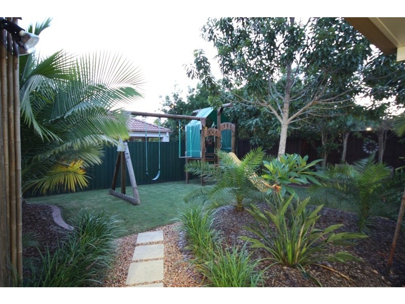 18 Juniper Circuit, Stretton QLD 4116