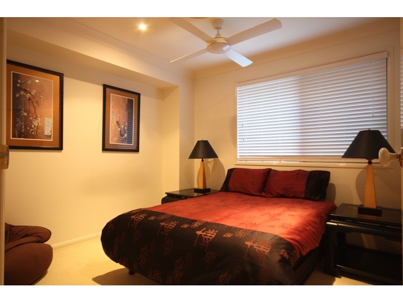 18 Juniper Circuit, Stretton QLD 4116