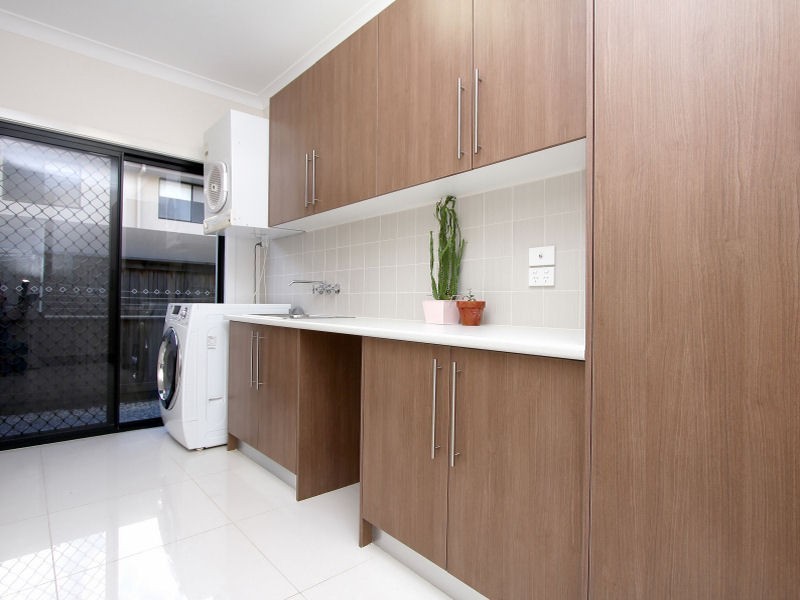 55 Birchwood Place, Stretton QLD 4116