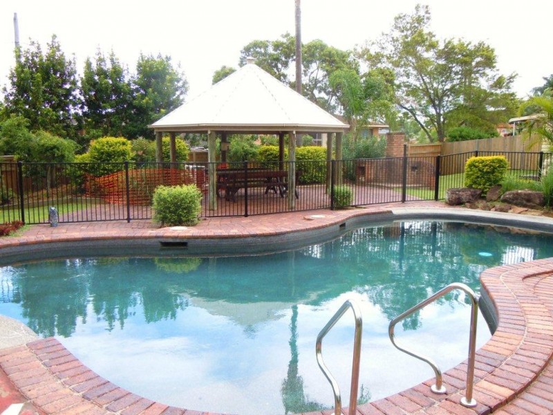 1 Kelda Street, Robertson QLD 4109