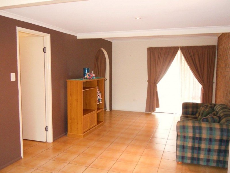 1 Kelda Street, Robertson QLD 4109