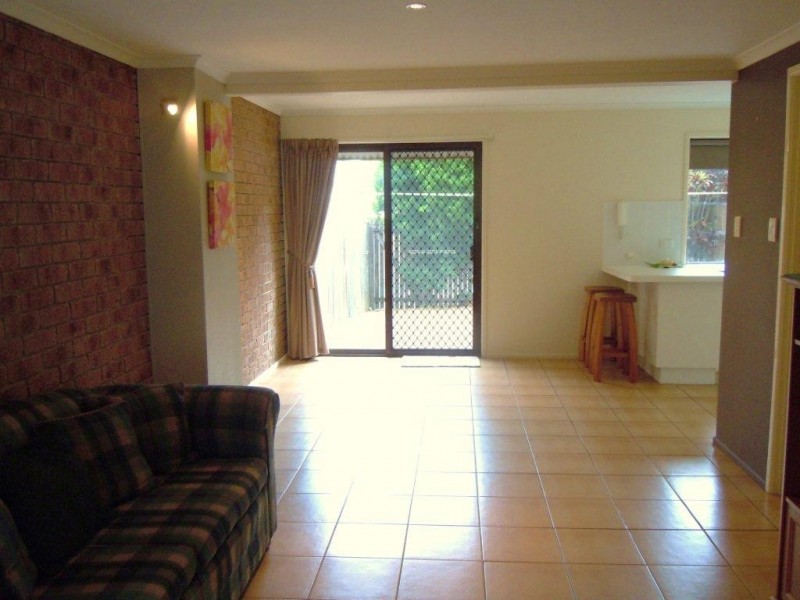 1 Kelda Street, Robertson QLD 4109