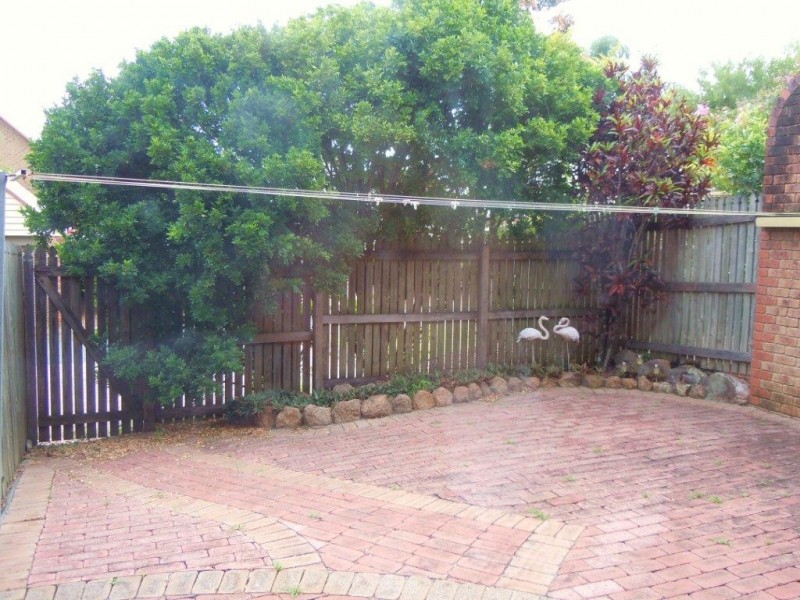 1 Kelda Street, Robertson QLD 4109