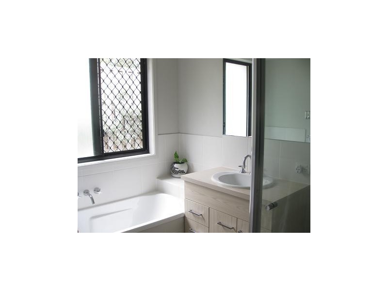 15 Watheroo Place, Parkinson QLD 4115