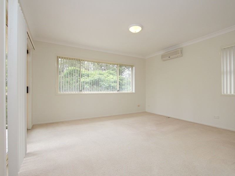 32 Poinciana Crescent, Stretton QLD 4116