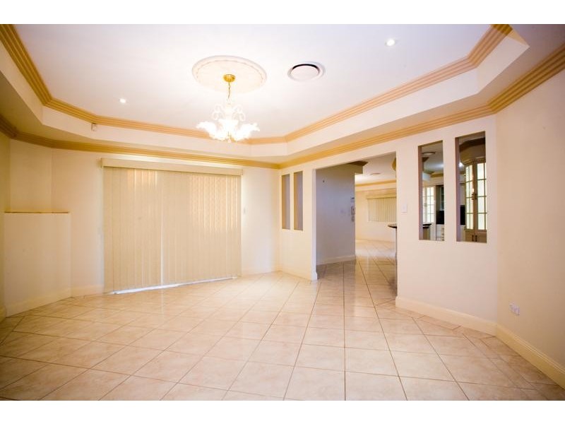 50 The Parkway, Stretton QLD 4116