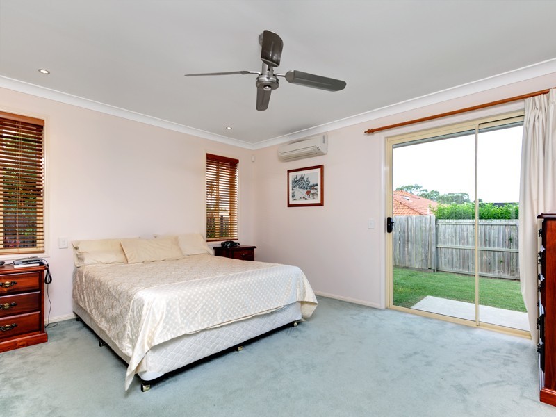 16 Murramarang Drive, Parkinson QLD 4115