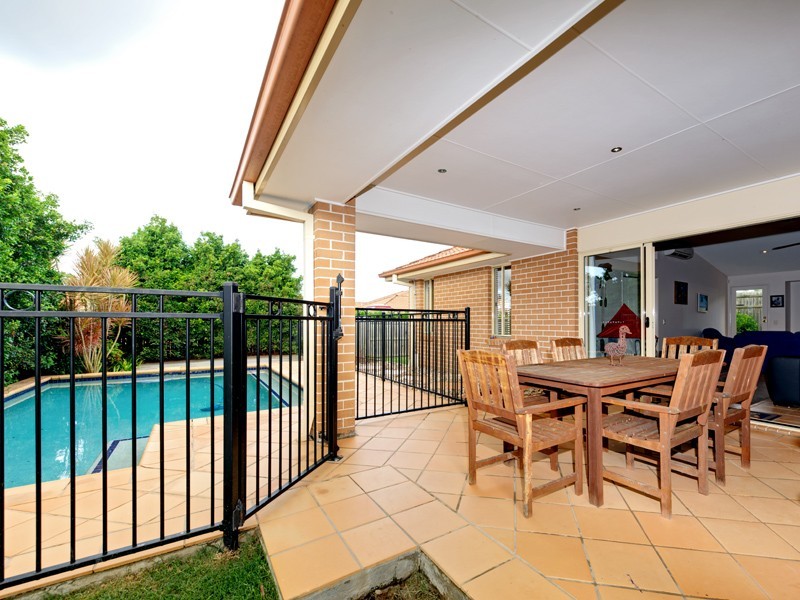 16 Murramarang Drive, Parkinson QLD 4115