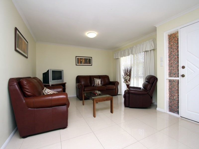 4 Tumut Close, Kuraby QLD 4112