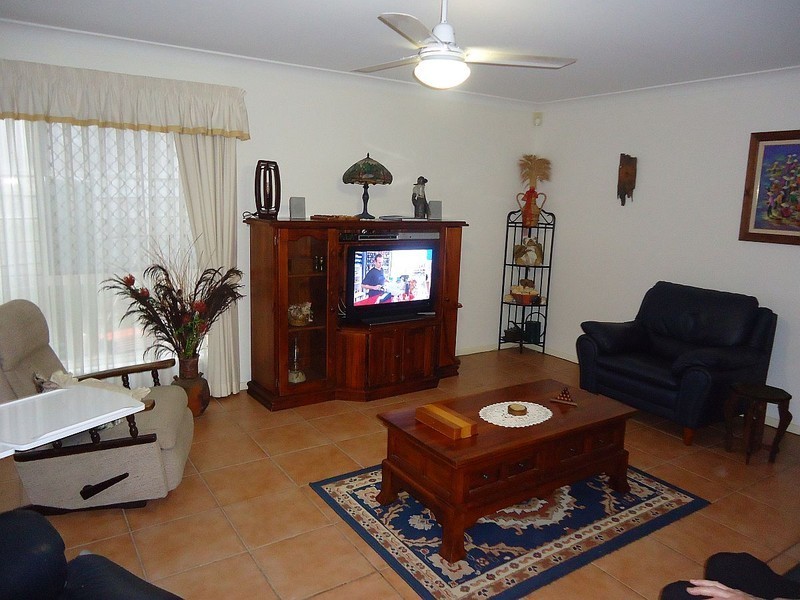 2 Matisse Pl, Mackenzie QLD 4156