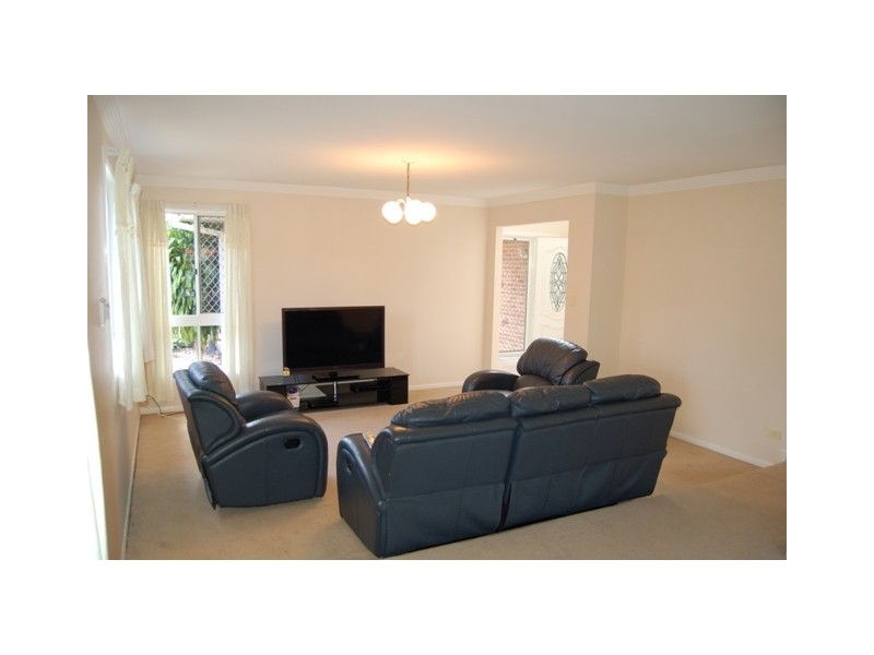 13 Orania Crescent, Calamvale QLD 4116