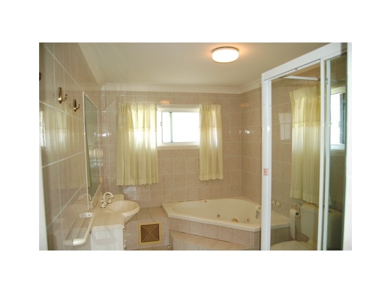 13 Orania Crescent, Calamvale QLD 4116