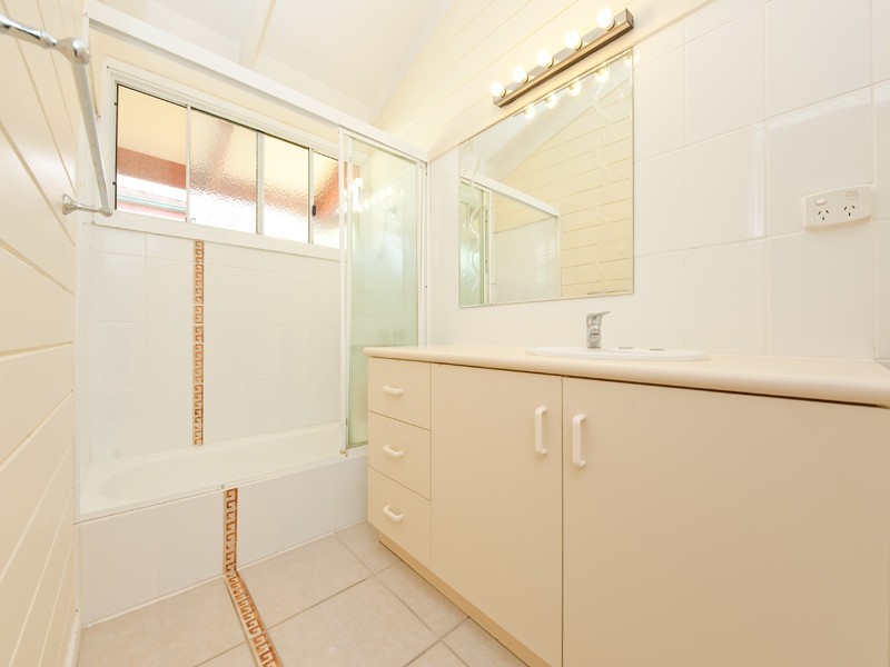 16 Madison Street, Sunnybank Hills QLD 4109