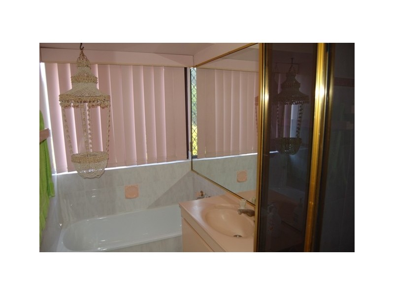 8 Commodore Street, Sunnybank Hills QLD 4109