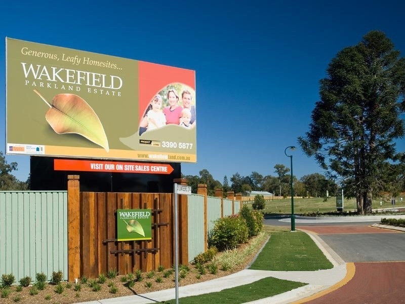 35 Foxwood Cct, Wakerley QLD 4154