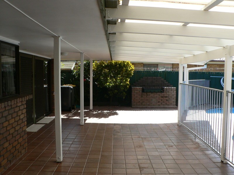 8 Radiata Street, Sunnybank Hills QLD 4109