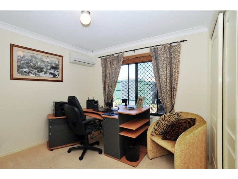 8 Rokeby Drive, Parkinson QLD 4115 the real estate agency Withdrawn