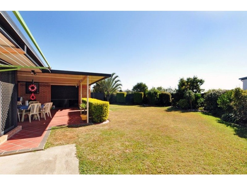 8 Rokeby Drive, Parkinson QLD 4115