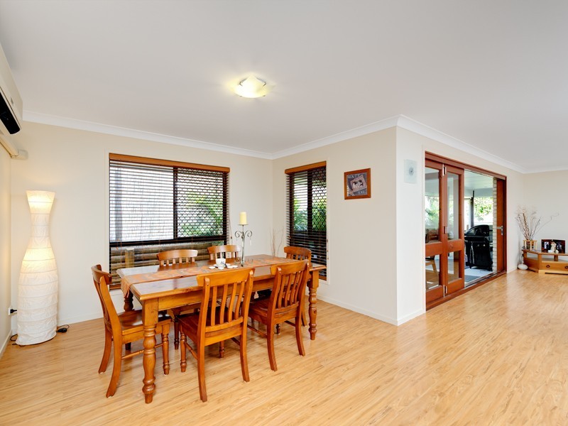 27 Bufalino Street, Parkinson QLD 4115