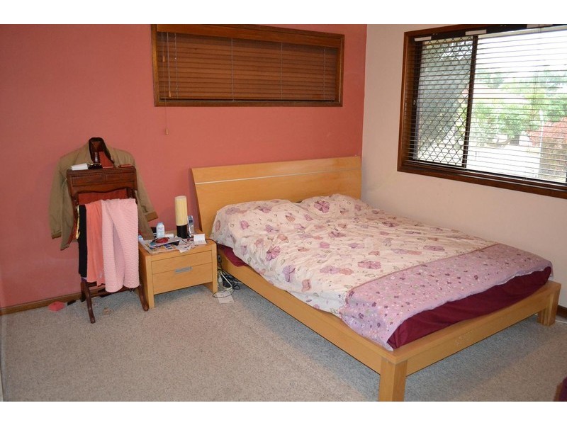 25 Cranberry Street, Eight Mile Plains QLD 4113