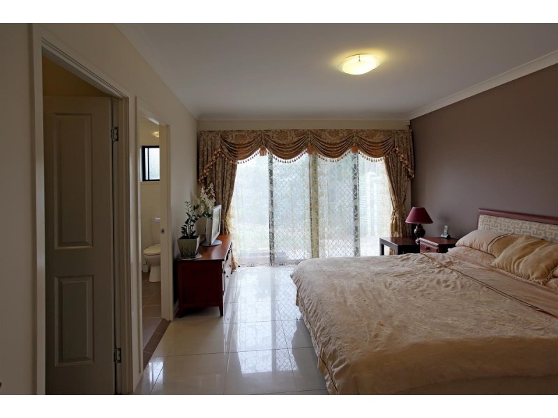 60 Lindwall Street, Upper Mount Gravatt QLD 4122