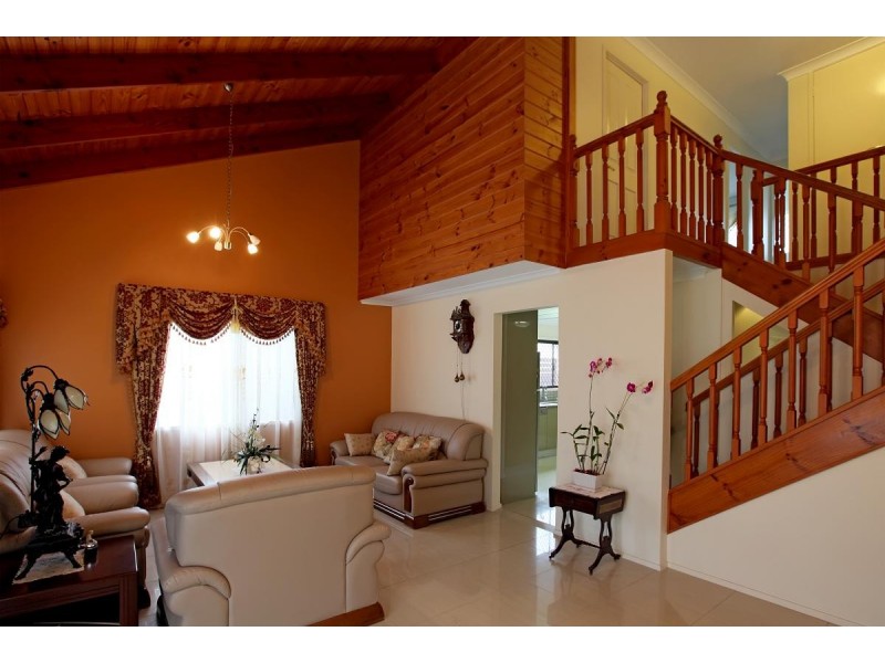 60 Lindwall Street, Upper Mount Gravatt QLD 4122