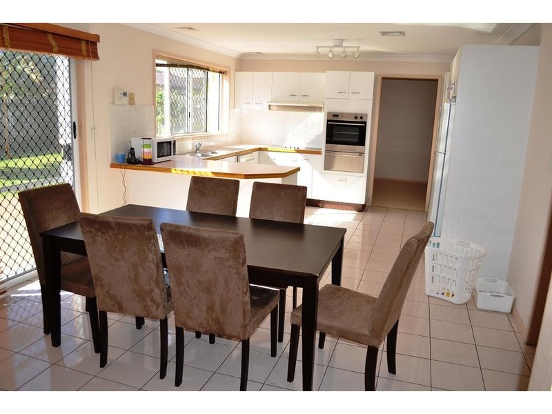 207 Hellawell Road, Sunnybank Hills QLD 4109