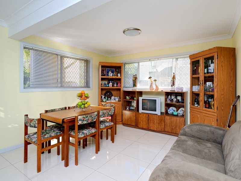 95 Granadilla Street, Macgregor QLD 4109