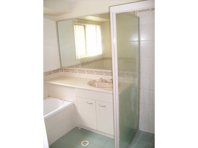 70 Paddington Crescent, Stretton QLD 4116