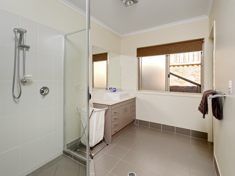 26 Langford Street, Eight Mile Plains QLD 4113