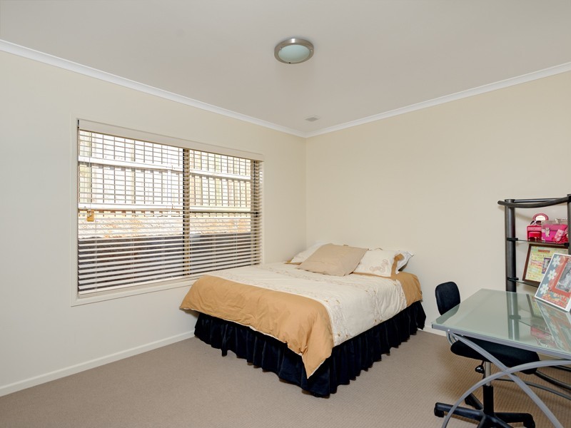 26 Langford Street, Eight Mile Plains QLD 4113