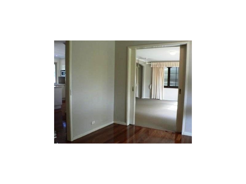 2 Wistaria Street, Sunnybank Hills QLD 4109