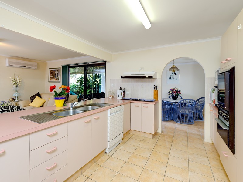 44 Chateau Street, Calamvale QLD 4116