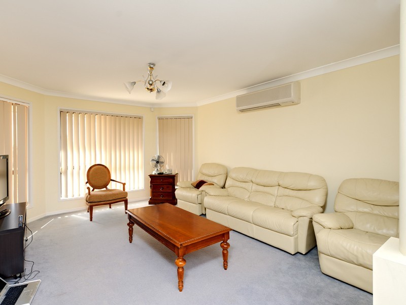 18 Sunhaven Crescent, Kuraby QLD 4112