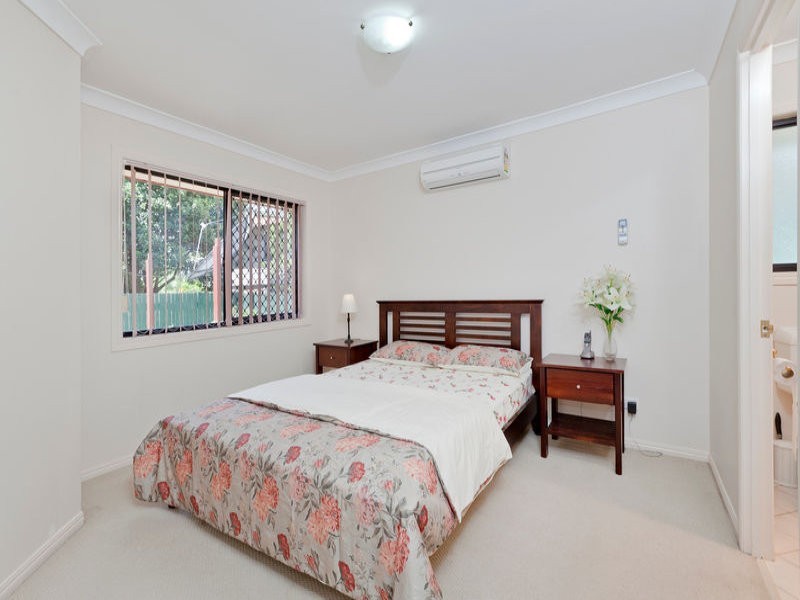 35 Mandarin Street, Coopers Plains QLD 4108