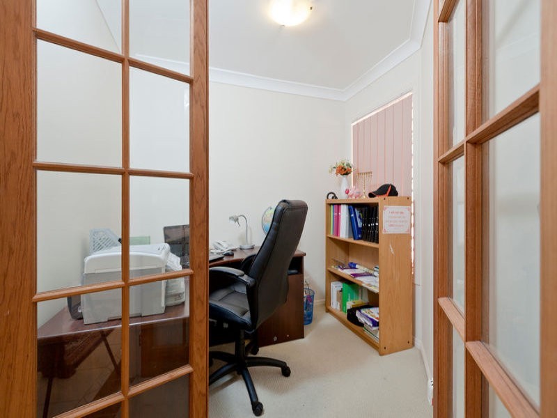 35 Mandarin Street, Coopers Plains QLD 4108