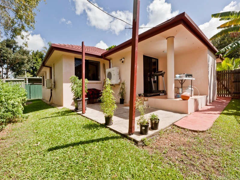 35 Mandarin Street, Coopers Plains QLD 4108