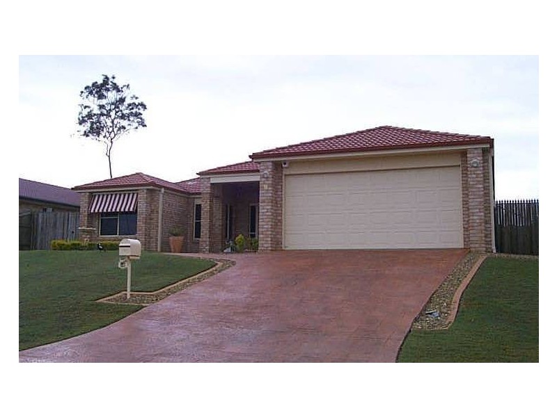 18 Wyalo Cct, Parkinson QLD 4115