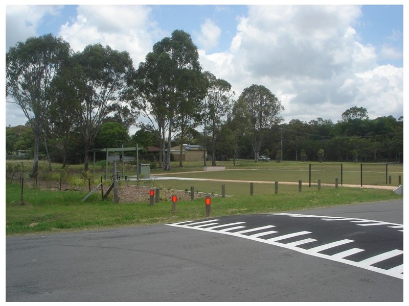 17 Lagoon Road, Waterford West QLD 4133