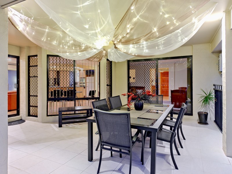 888 The Parks, Stretton QLD 4116