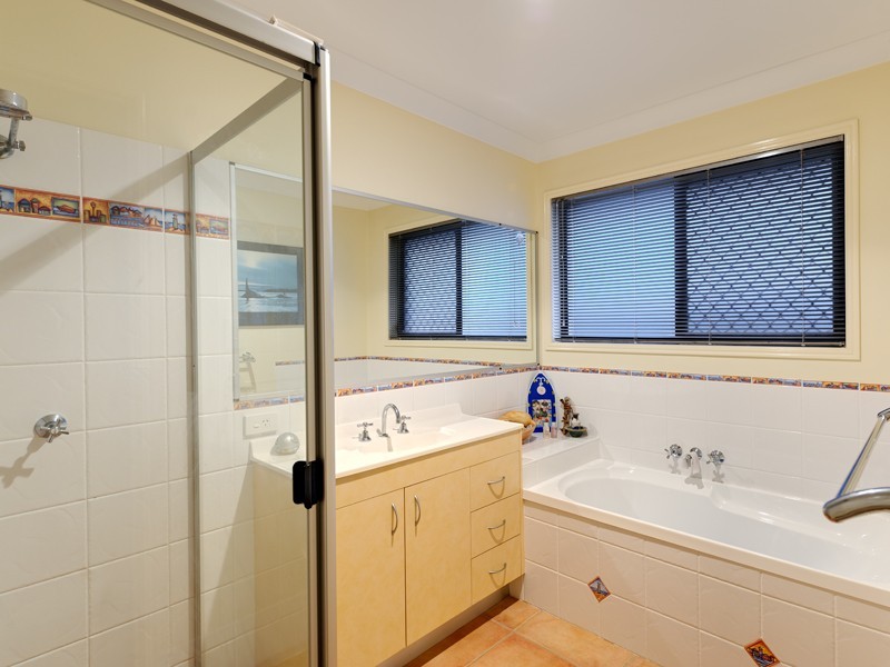 888 The Parks, Stretton QLD 4116