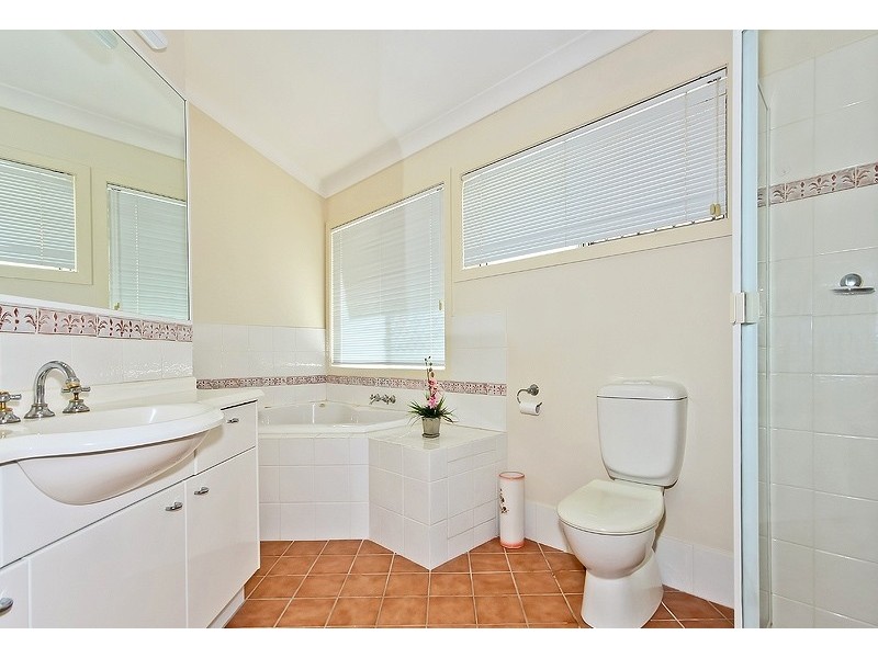 76 Springvale Cct, Underwood QLD 4119