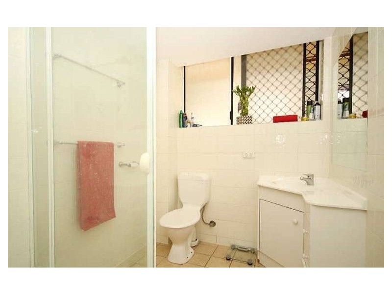 574 Kingsford Smith Drive, Hamilton QLD 4007