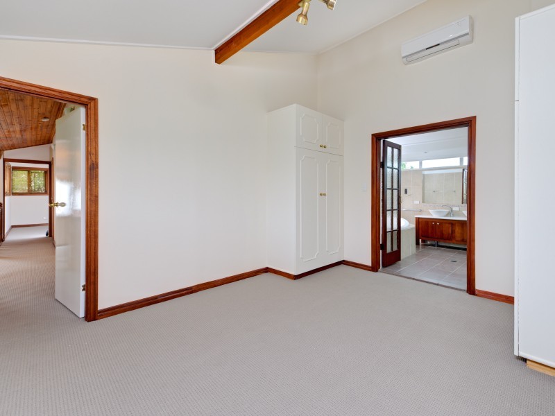 23 Estoril Street, Robertson QLD 4109