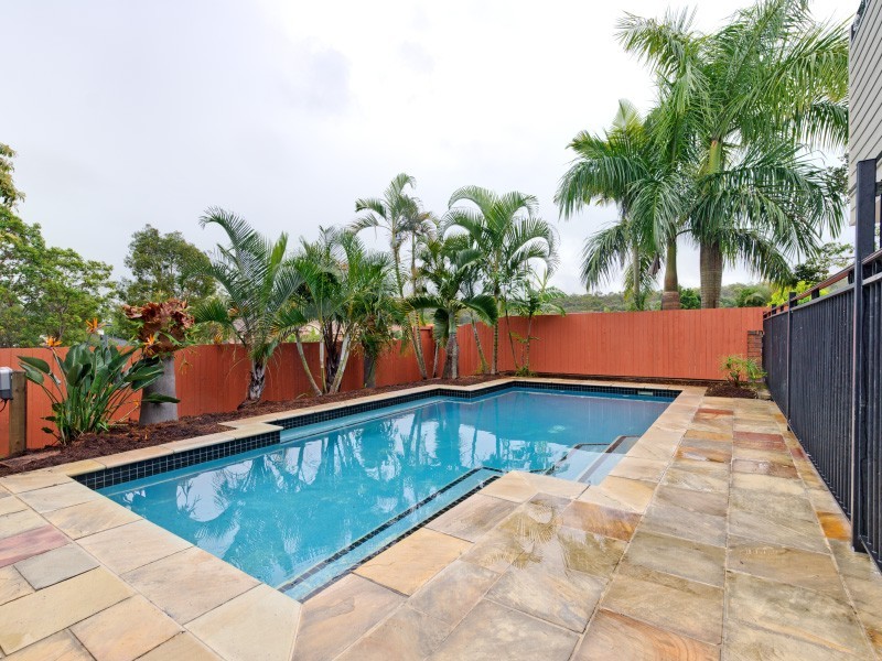 23 Estoril Street, Robertson QLD 4109