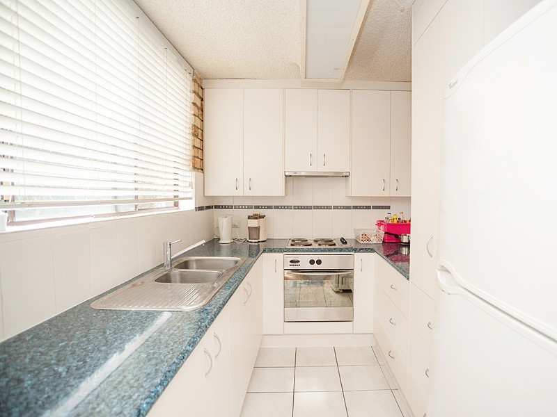 1/67 Warren Street, St Lucia QLD 4067