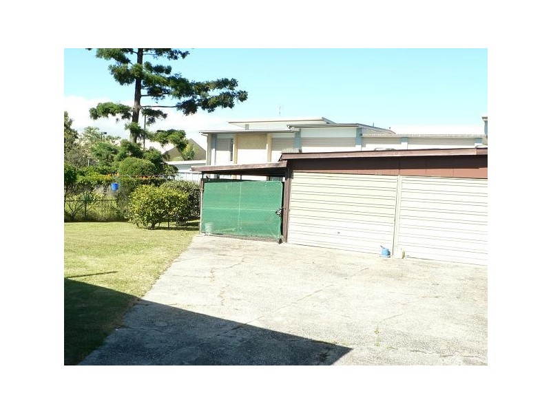 3 Walter St, Logan Central QLD 4114